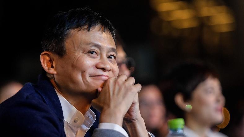 净利润集体下跌,永辉、新华都等传统商超被盒马带坑里了?